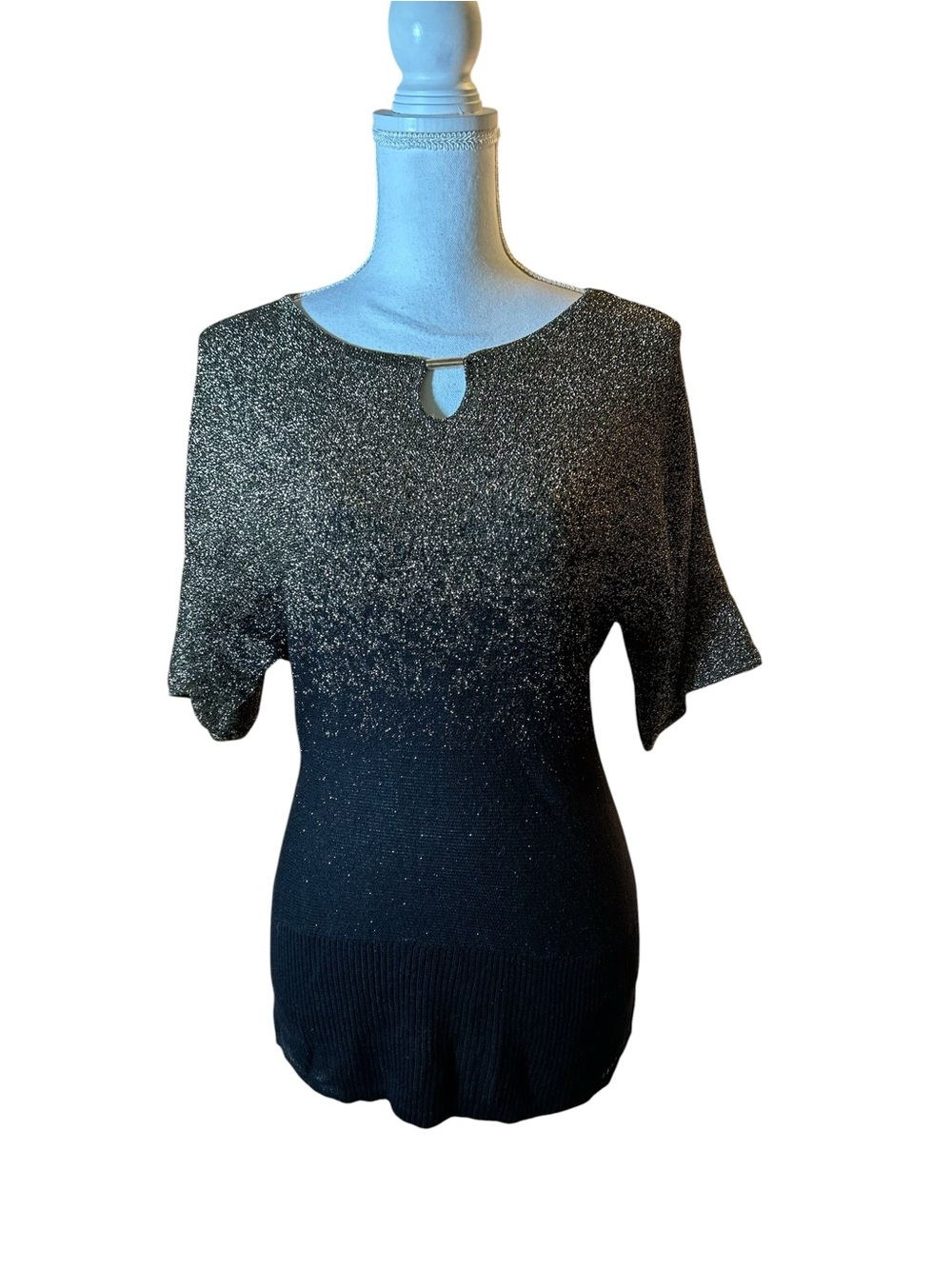 united states sweaters Black and Gold Short Sleeve Knit Top with Keyhole